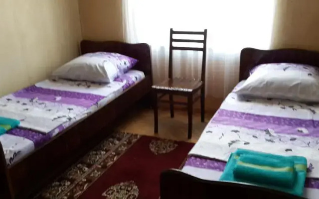 Guesthouse Dinara