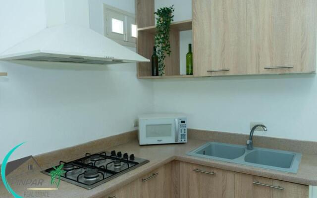 Deluxe E1, 2 Br, Pool,Terrace,Close To The Beach!