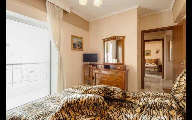 Third floor apartment with nice view