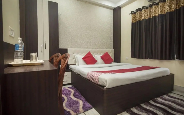 Classic Lodge By OYO Rooms