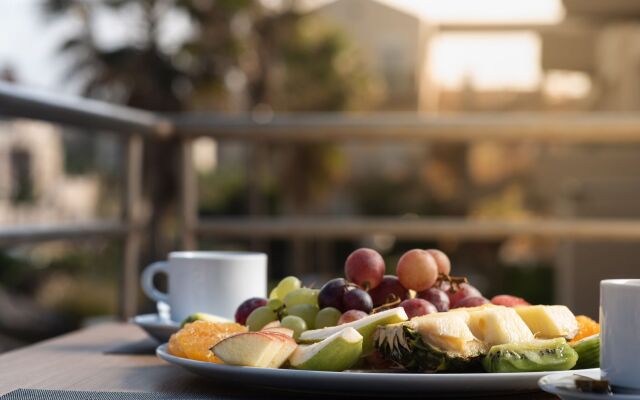 Maleme Mare Beach Resort Hotel