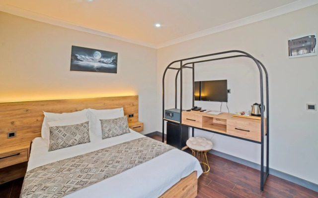 City Moonlight Apart Hotel