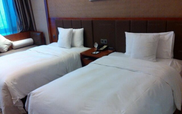 Gloria Grand Hotel