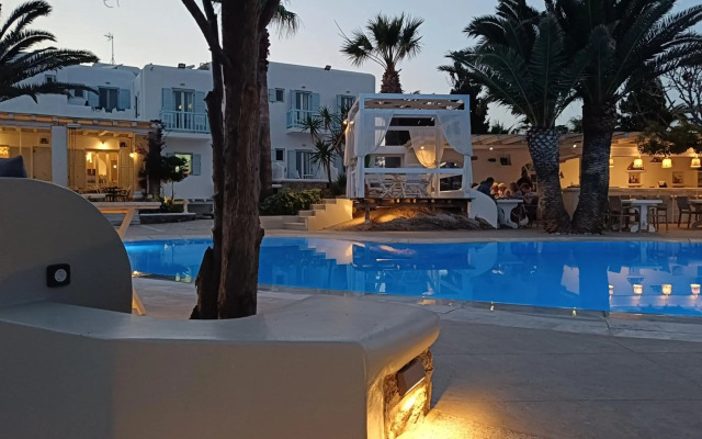 Zephyros Hotel