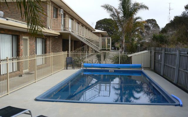 Allambi Holiday Apartments