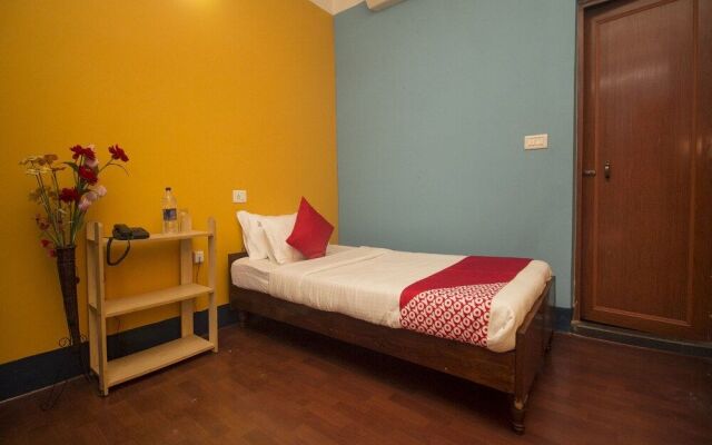 OYO 15844 Comfort Zone