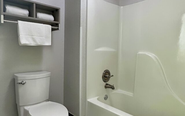 Super 8 Prattville/Montgomery