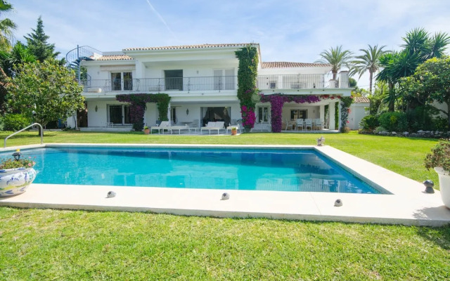 Villa Shayna
