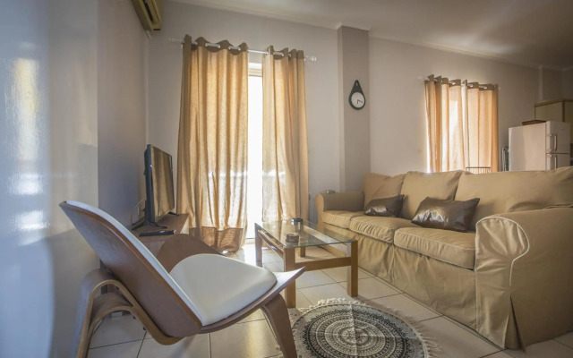 Francis Getaway in Pireaus