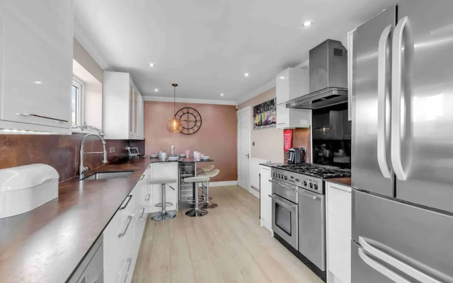 Sea Downs House With Free Parking By My Getaways