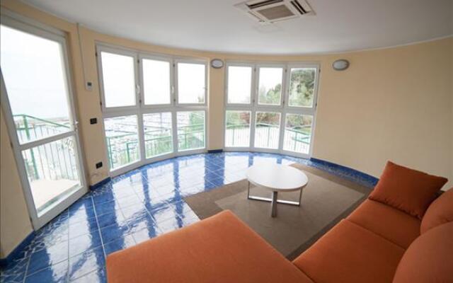 CH Hotel Del Golfo