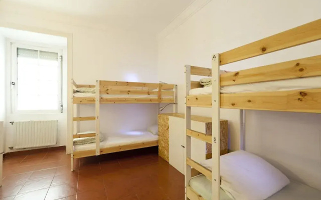Amar Hostel, Suites & Surf Camp