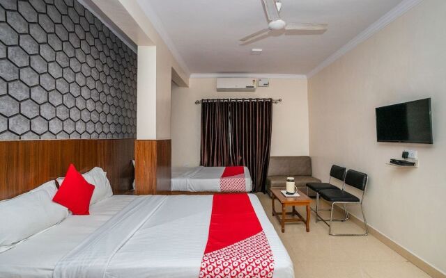 OYO 3974 Hotel Bcp Royal Residency