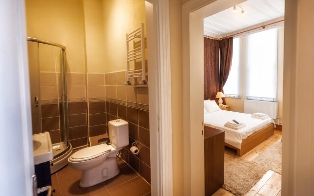 Educa Suites Balat