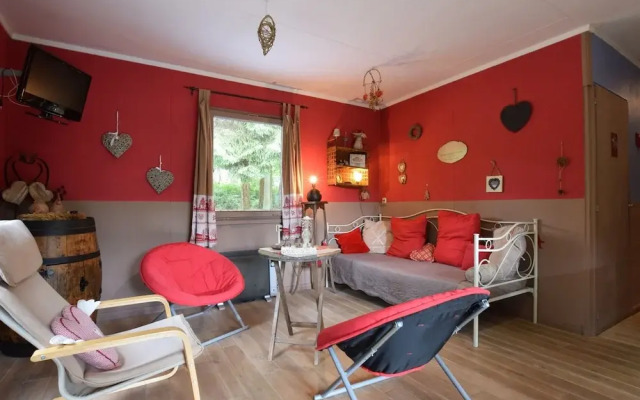 Lively Holiday Home With Garden, Barbecue, Garden Furniture