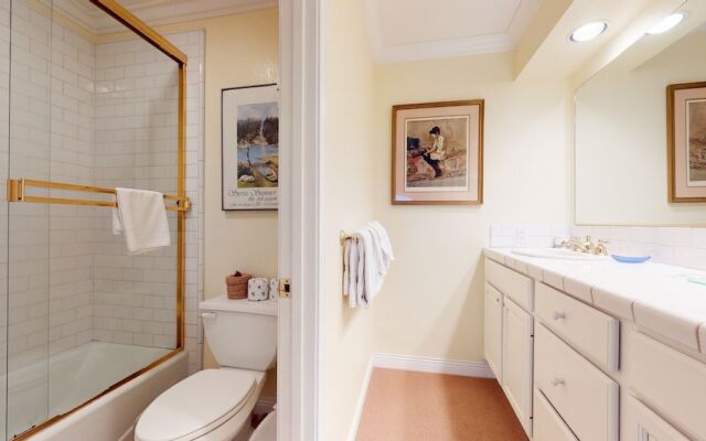 Snowcreek Iii #420 3 Bedroom Condo by RedAwning