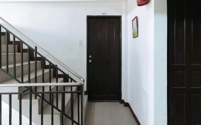 CMJ Apartment by RedDoorz