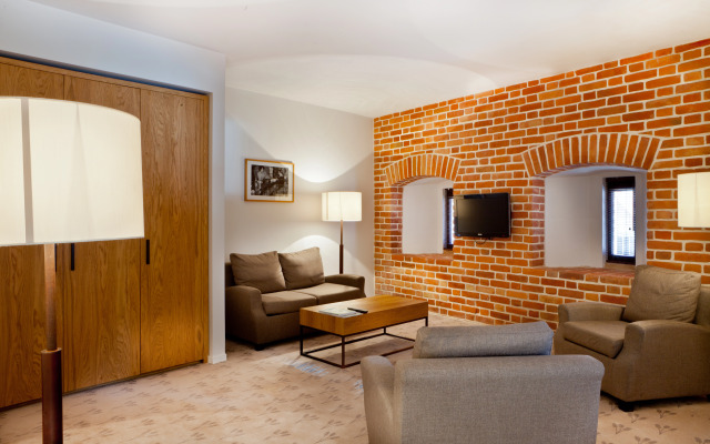 Great Polonia The Granary La Suite Hotel