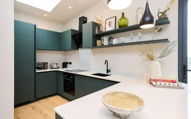 The Woodford Paradise - Homely 2bdr House With Terrace