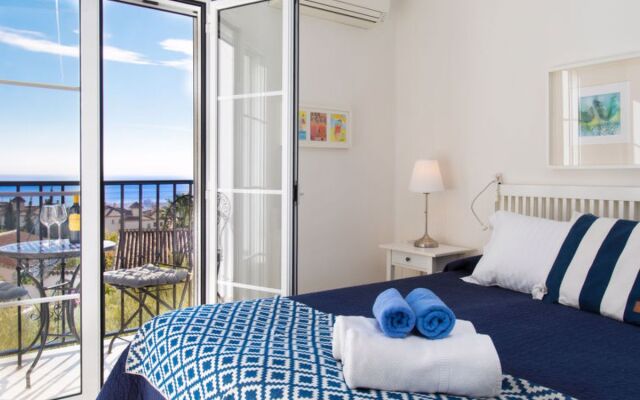 Apartment Via Real Nerja