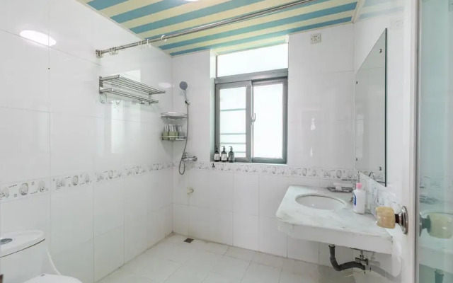 Locals Boutique Apartment Jida No.3