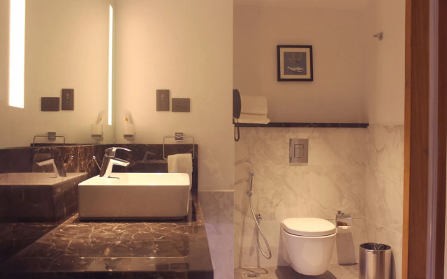 Fountain Tree by TGI