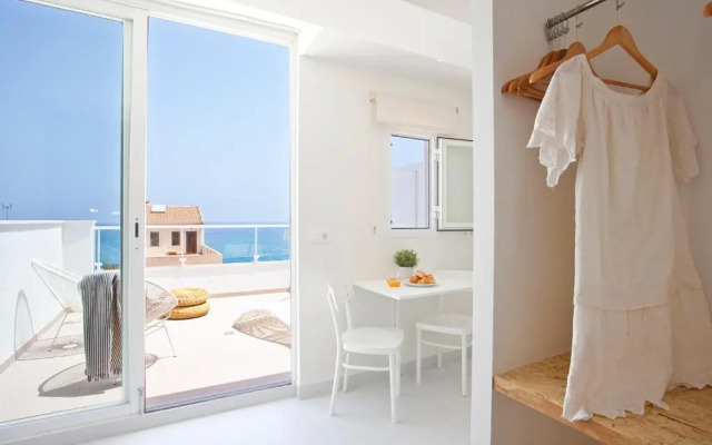 BJ Cala Morlanda Estudios