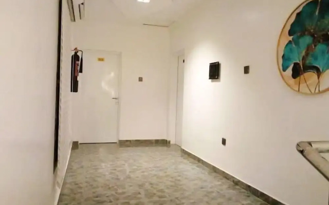 Bizzare Luxury Apartment