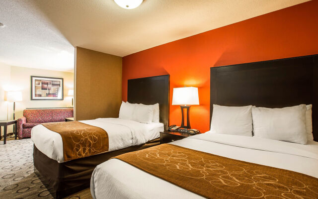 Comfort Suites At WestGate Mall