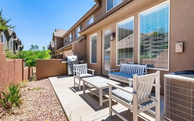 Narrow's Gateway 4 Bedroom Townhouse