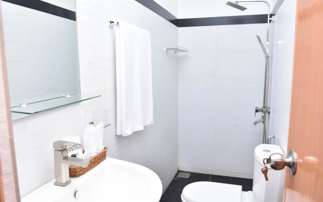 Aradhana Airport Hotel