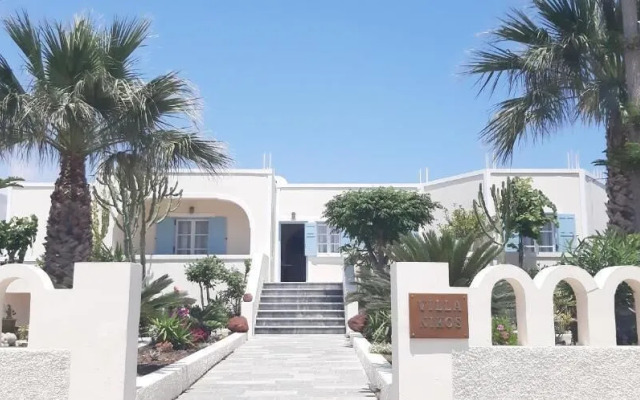 Villa Nikos Karamolegos