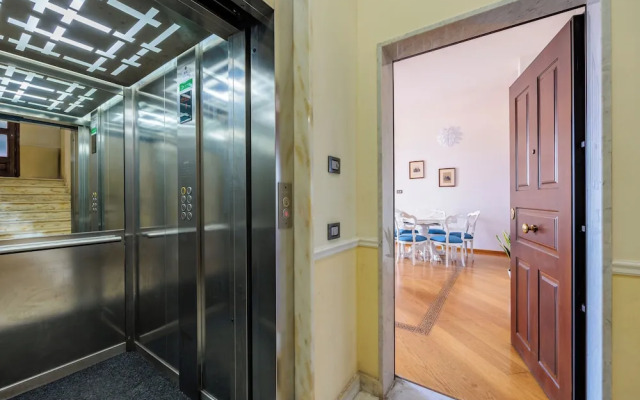 Terrazza Aphrodite by Napoliapartments