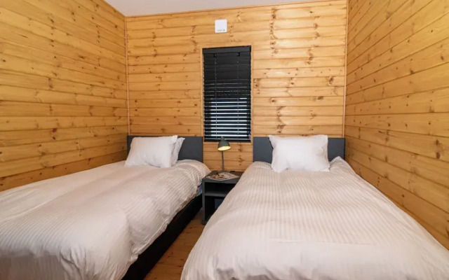 Creekside Chalets Hakuba