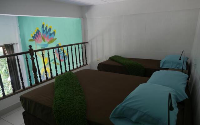CasaJOMO Art, Food & Music B&B