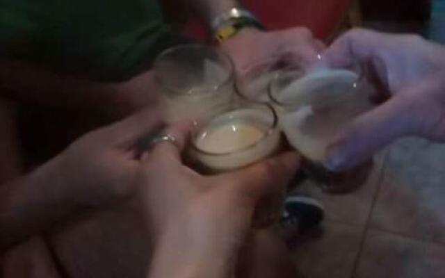 Aloha -Habemus Hostel-