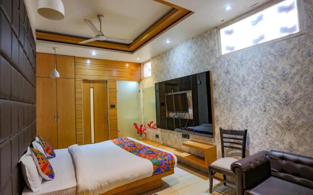 Fabhotel Sun Park