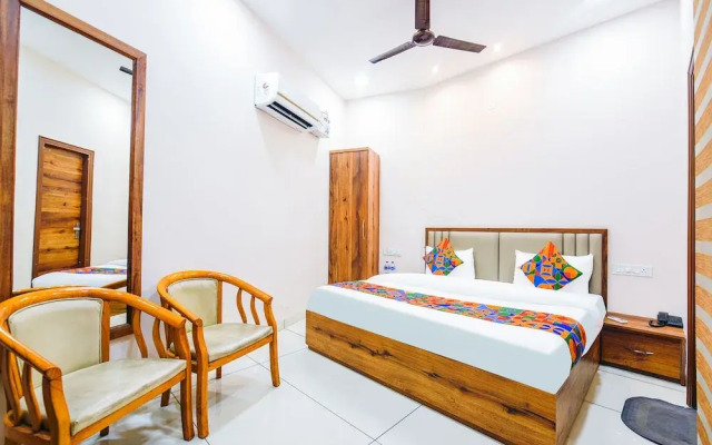 FabHotel K9 Orbit
