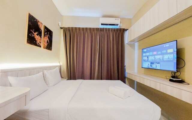 Relaxing And Homey Studio Room Sky House Bsd Apartment