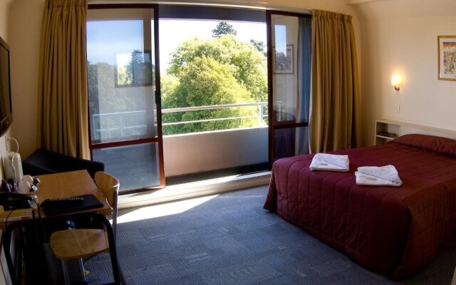 Hotel Give