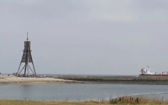 High Geest 4 - Including Many Extras