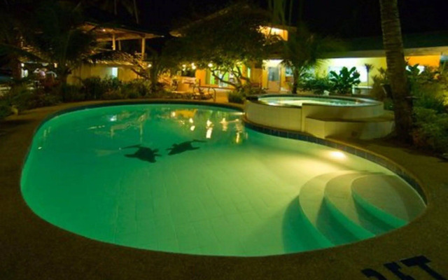 Lost Horizon Beach Dive Resort