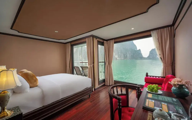 Indochine Grand Lan Ha Bay