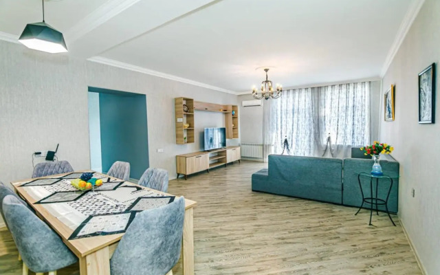 Nizami Küçəsi Bedrooms 3