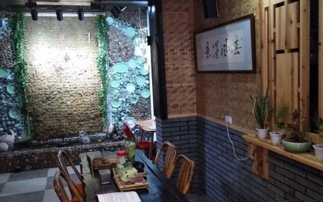 Lishui Liandu Red House Inn
