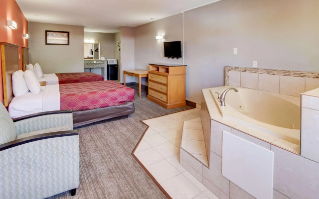 Econo Lodge Airport