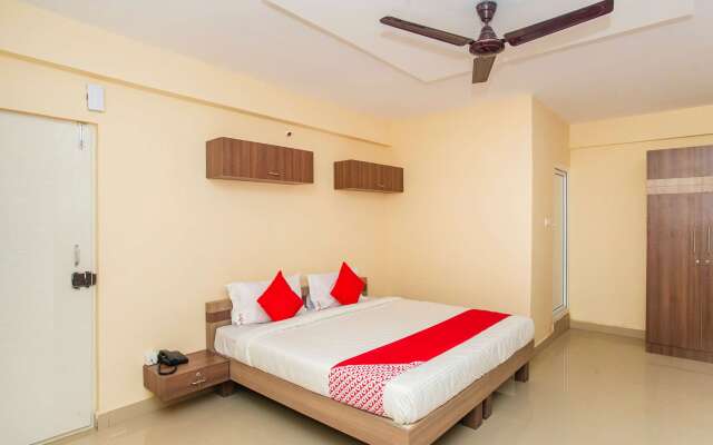 OYO 16803 Hotel Blueberry