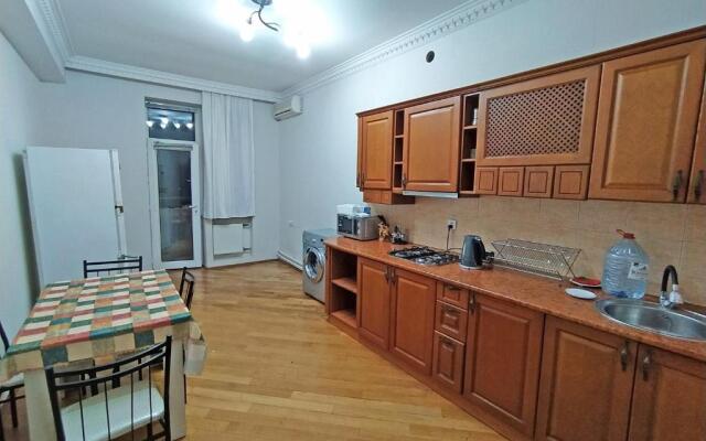 One bedroom apartments near Nizami metro