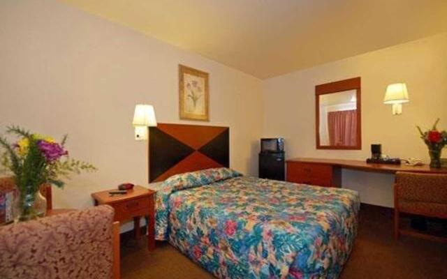 Rodeway Inn San Antonio I-10 East