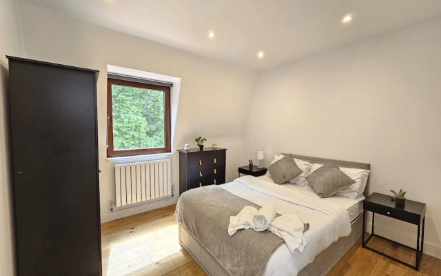 2 Bed Apartment in Southwark